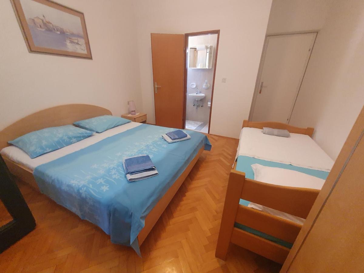 Apartments Karlo Omiš Esterno foto