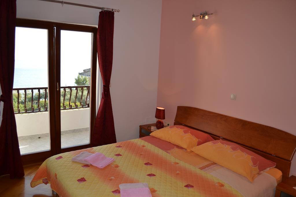Apartments Karlo Omiš Camera foto