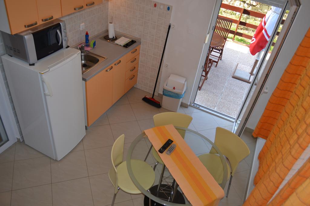 Apartments Karlo Omiš Camera foto