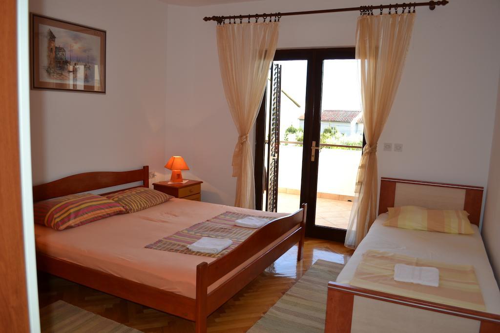Apartments Karlo Omiš Camera foto