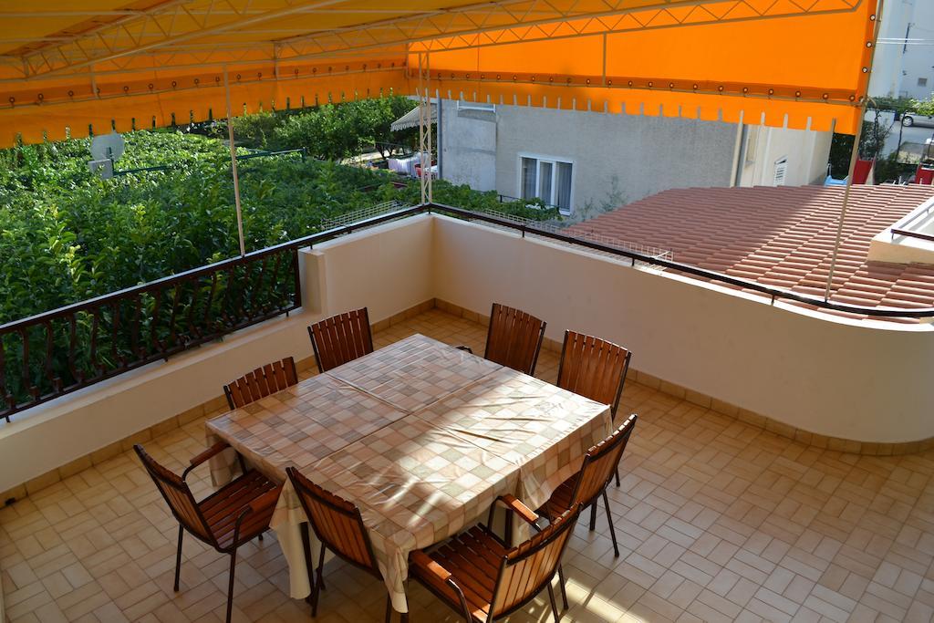 Apartments Karlo Omiš Camera foto